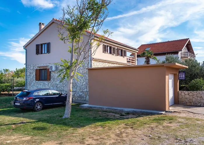 Apartament Sime *