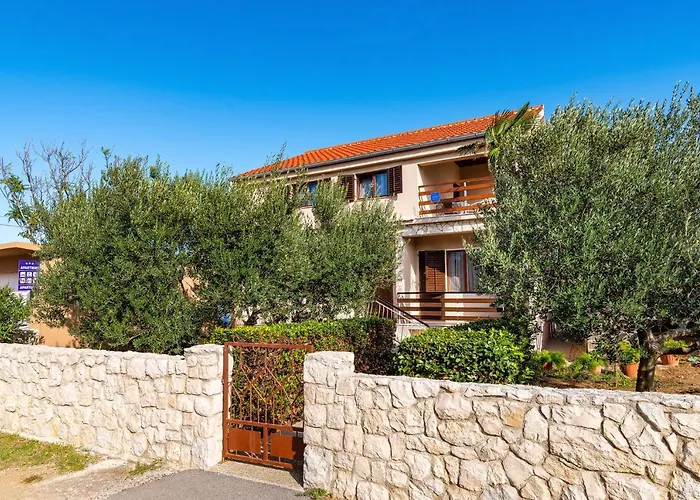 Apartament Sime *