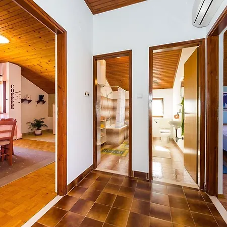 Appartamento Sime Nin