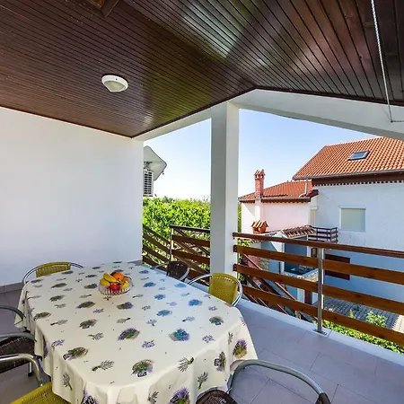 Apartment ime Nin